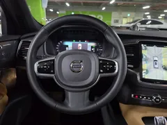2023 Volvo XC90 T8 Ultimate Bright Hybrid — фото 11