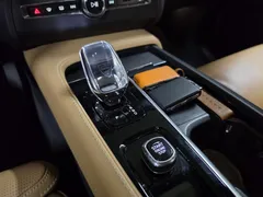 2023 Volvo XC90 T8 Ultimate Bright Hybrid — фото 15