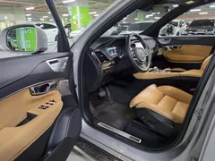 2023 Volvo XC90 T8 Ultimate Bright Hybrid — фото 16