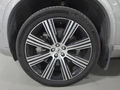 2023 Volvo XC90 T8 Ultimate Bright Hybrid — фото 18