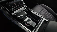 2022 Audi Q7 55 TFSI Quattro Premium — фото 9