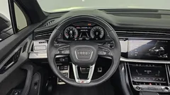 2022 Audi Q7 55 TFSI Quattro Premium — фото 13