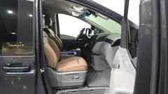 2023 Hyundai Staria L3.5 Lounge 9-Seater — фото 11