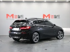 2022 BMW 1-Series 120i Sports — фото 3