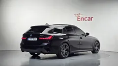 2022 BMW 3-Series 320i Touring M Sports — фото 2