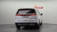 2023 Kia Carnival Diesel 9-Seater Noblesse — фото 4
