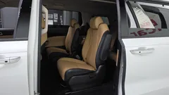 2023 Kia Carnival Diesel 9-Seater Noblesse — фото 11