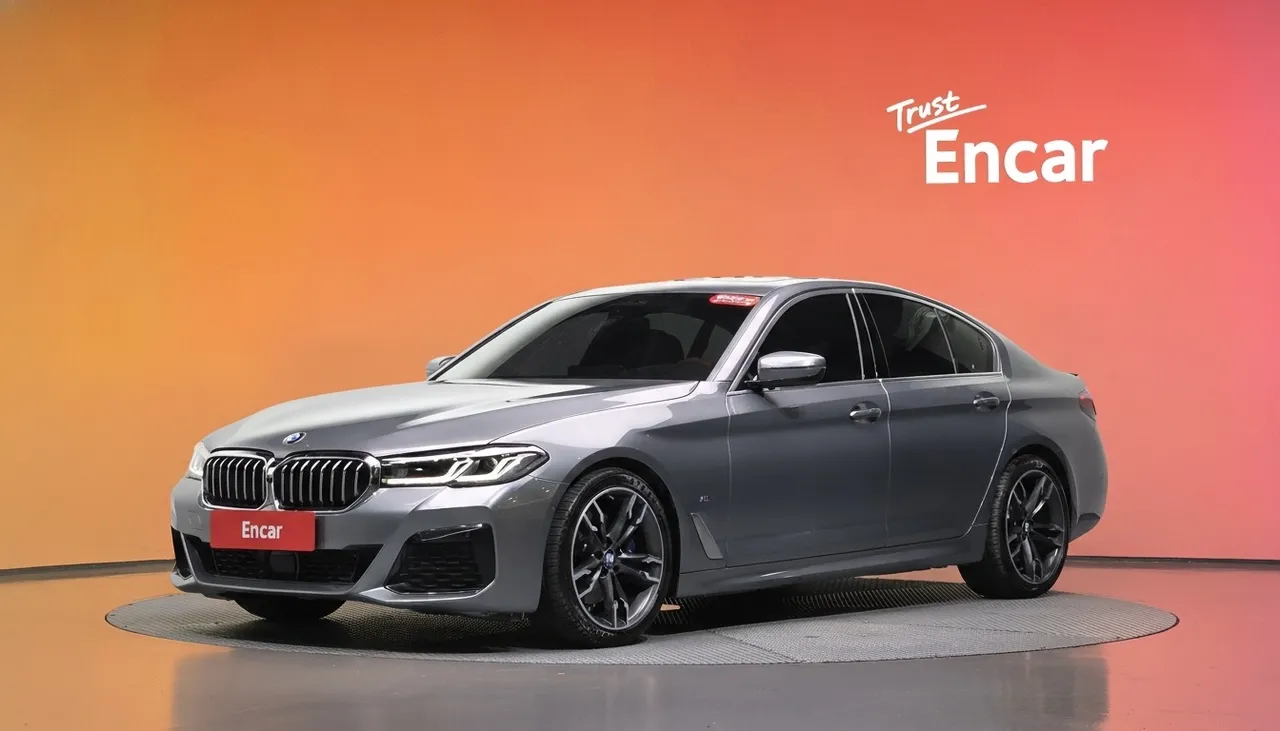 2023 BMW 5-Series 520i M Sport