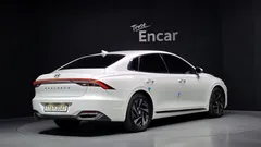 2023 Hyundai Grandeur Premium — фото 2