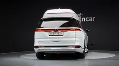 2023 Kia Carnival Gasoline 4-Seater Hi-Limousine — фото 4