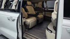 2023 Kia Carnival Gasoline 4-Seater Hi-Limousine — фото 12