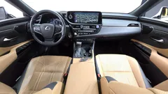 2024 Lexus ES Executive — фото 7