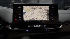 2021 Toyota Sienna 2.5 Hybrid 2WD, белый — фото 15