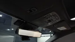 2021 Toyota Sienna 2.5 Hybrid 2WD, белый — фото 18