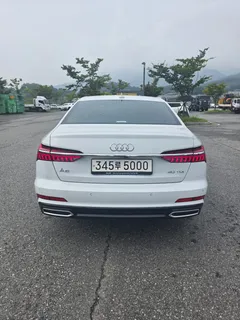 2021 Audi A6 40 TDI — фото 4