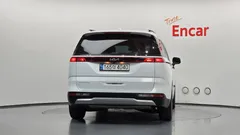 2023 Kia Carnival Diesel 9-Seater Prestige — фото 4