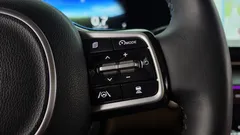 2023 Kia Carnival Diesel 9-Seater Prestige — фото 16