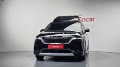 2023 Kia Carnival Gasoline 4-Seater Hi-Limousine — фото 3