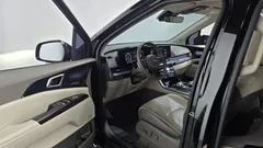 2023 Kia Carnival Gasoline 4-Seater Hi-Limousine — фото 10