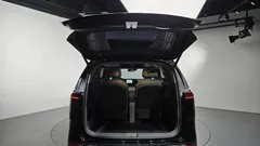 2023 Kia Carnival Gasoline 4-Seater Hi-Limousine — фото 19
