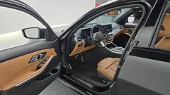 2023 BMW 3-Series 330e M Sport — фото 10