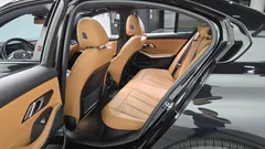 2023 BMW 3-Series 330e M Sport — фото 11