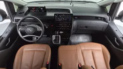 2023 Hyundai Staria Tourer 11-Seater — фото 7