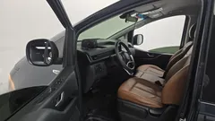 2023 Hyundai Staria Tourer 11-Seater — фото 10