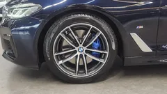 2023 BMW 5-Series 520i M Sport — фото 5
