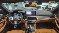 2023 BMW 5-Series 520i M Sport — фото 7