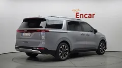 2023 Kia Carnival Diesel 9-Seater Prestige — фото 2