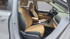 2023 Kia Carnival Diesel 9-Seater Prestige — фото 12