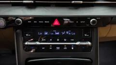 2023 Kia Carnival Diesel 9-Seater Prestige — фото 17