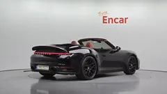 2023 Porsche 911 Carrera 4 Cabriolet — фото 2