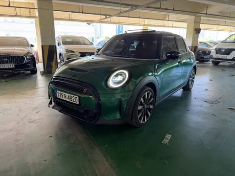 2023 Mini Cooper 5Door Classic