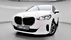 2023 BMW 2-Series 220i Advantage — фото 3