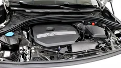 2023 BMW 2-Series 220i Advantage — фото 6