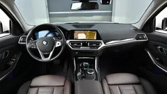 2022 BMW 3-Series 320d Touring Luxury — фото 14