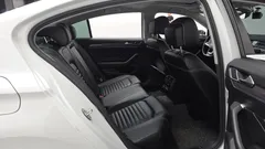 2022 Volkswagen Passat 2.0 TDI 4Motion Prestige — фото 11