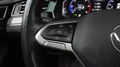 2022 Volkswagen Passat 2.0 TDI 4Motion Prestige — фото 16