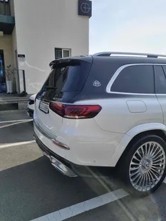 2023 Mercedes-Benz GLS-Class Maybach GLS600 4MATIC — фото 4