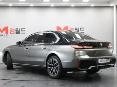2023 BMW 7-Series 740i sDrive M Sport — фото 4