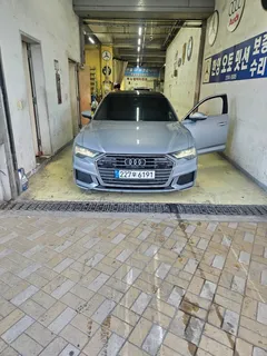 2023 Audi A6 45 TFSI Quattro Premium — фото 3