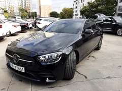 2023 Mercedes-Benz E-Class E350 4MATIC AMG Line — фото 1