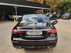 2023 Mercedes-Benz E-Class E350 4MATIC AMG Line — фото 4