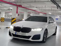 2022 BMW 5-Series 520i M Sport — фото 3