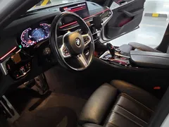 2022 BMW 5-Series 520i M Sport — фото 14