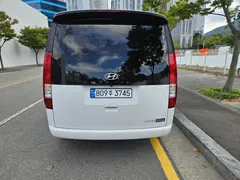 2023 Hyundai Staria Cargo 5-Seater — фото 4