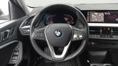 2022 BMW 1-Series 120i Advantage — фото 16