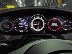 2023 Porsche 911 Carrera 4 GTS Cabriolet — фото 17